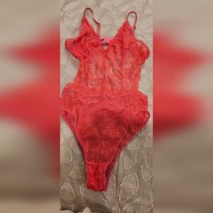 Elegant Lace Women's Intimate in Red